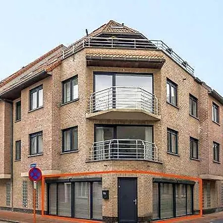 Close To The Shopping Street 2* Blankenberge