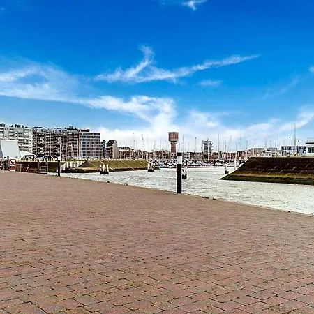 Szálloda Close To The Shopping Street Blankenberge