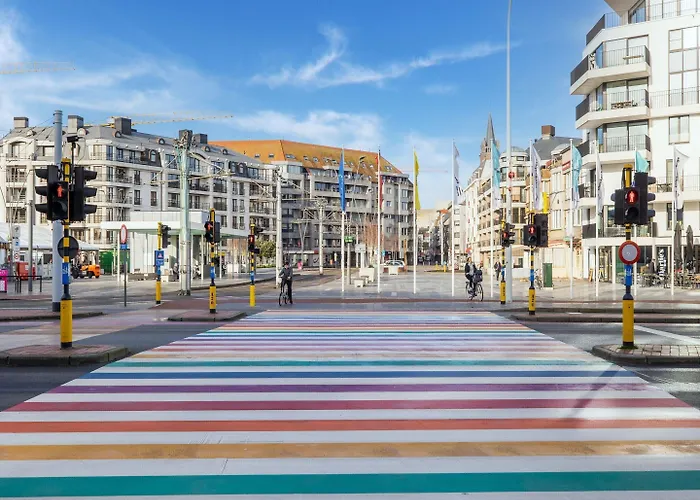 Close To The Shopping Street Hotel